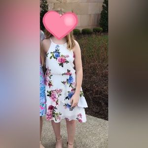 Women's small ruffle flower dress